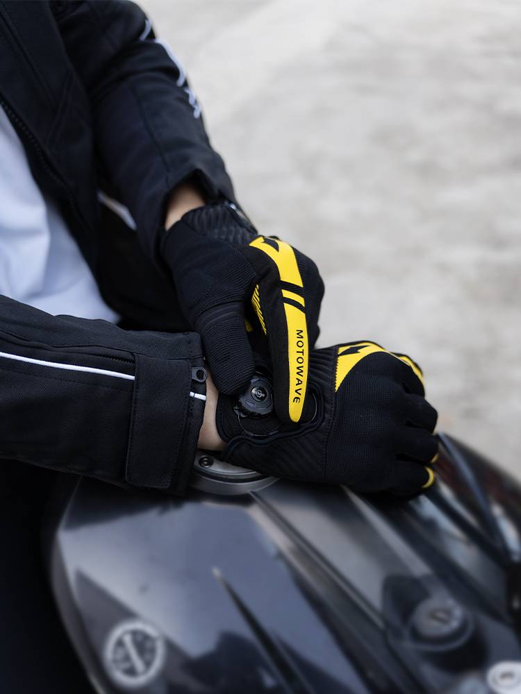 Motorcycle Riding Park Gloves Poor Performance Anti -Falling Men and Women's locomotive Monsters Cross Country Four Seasons Touch Screen 001
