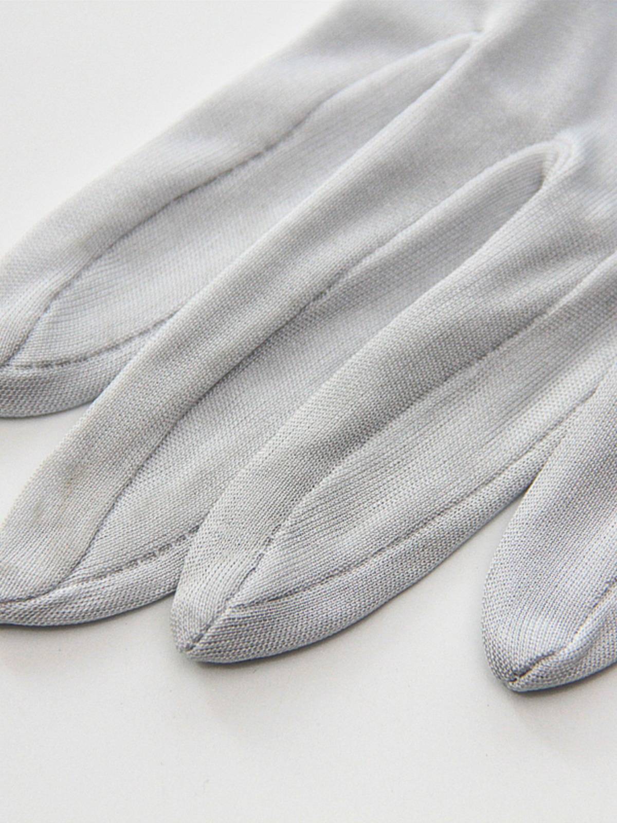 Xuhuang 100%real silk hand film mulberry silk glove female driving sunscreen sleep, moisturizing thin hand, beauty summer