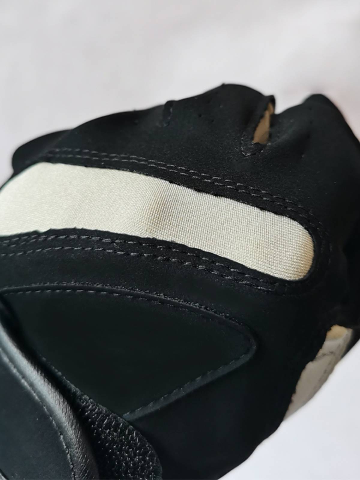 Professional equestrian glove wear -resistant, non -slip, comfortable, soft and breathable glove gloves men's horse equestrian equipment
