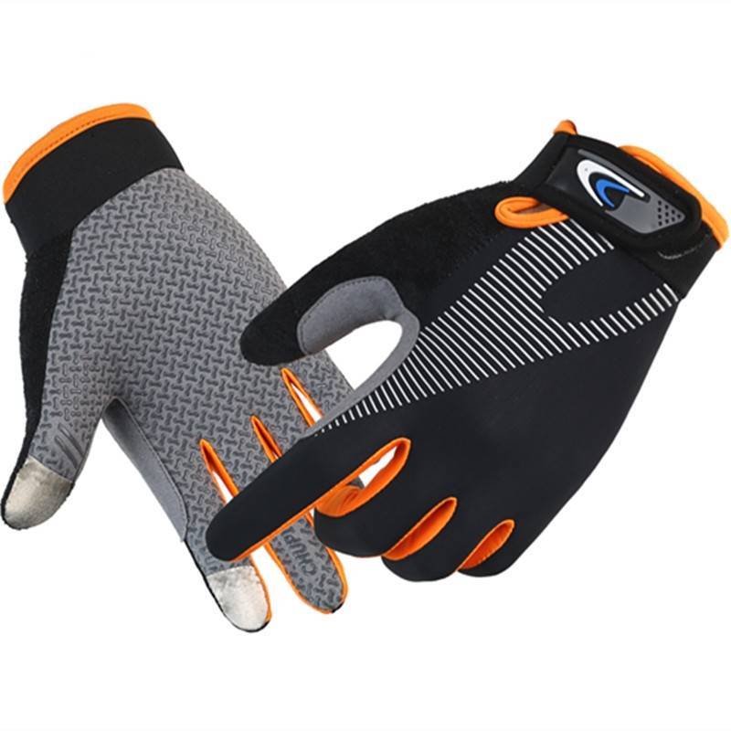 A sting-proof waterproof man with fishing gloves
