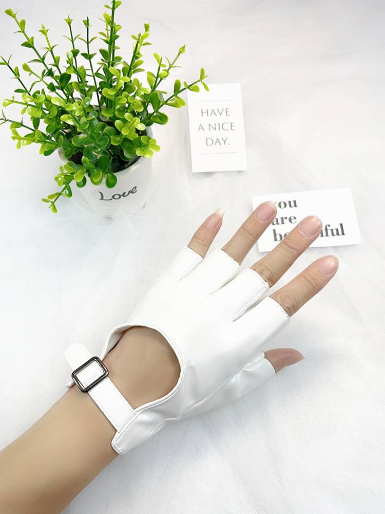 Semi -finger leather gloves female spring and summer outdoor riding driver driving sports fitness equipment performance anti -sliding hand back
