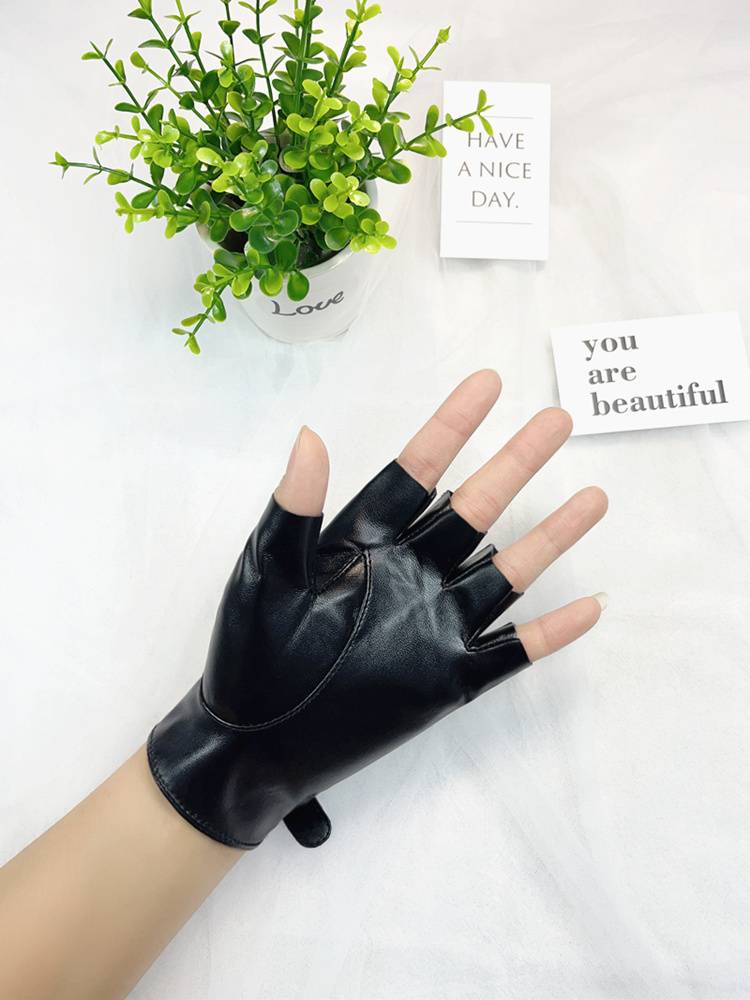 Semi -finger leather gloves female spring and summer outdoor riding driver driving sports fitness equipment performance anti -sliding hand back
