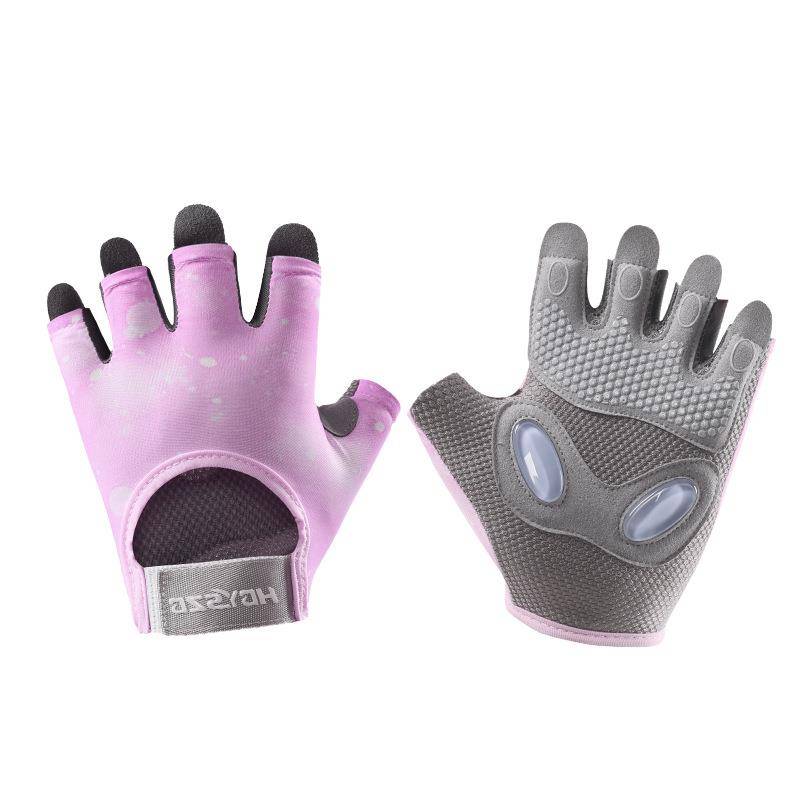 The gloves for the cocoon canoe match point half to the stun rowing oars and the skiding and grinding