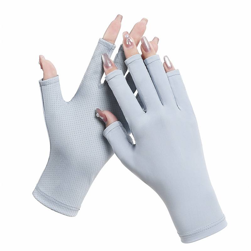 Nail gloves UV anti -black sunscreen and radiation baking black gloves protective dew fingers dedicated to nails for nails