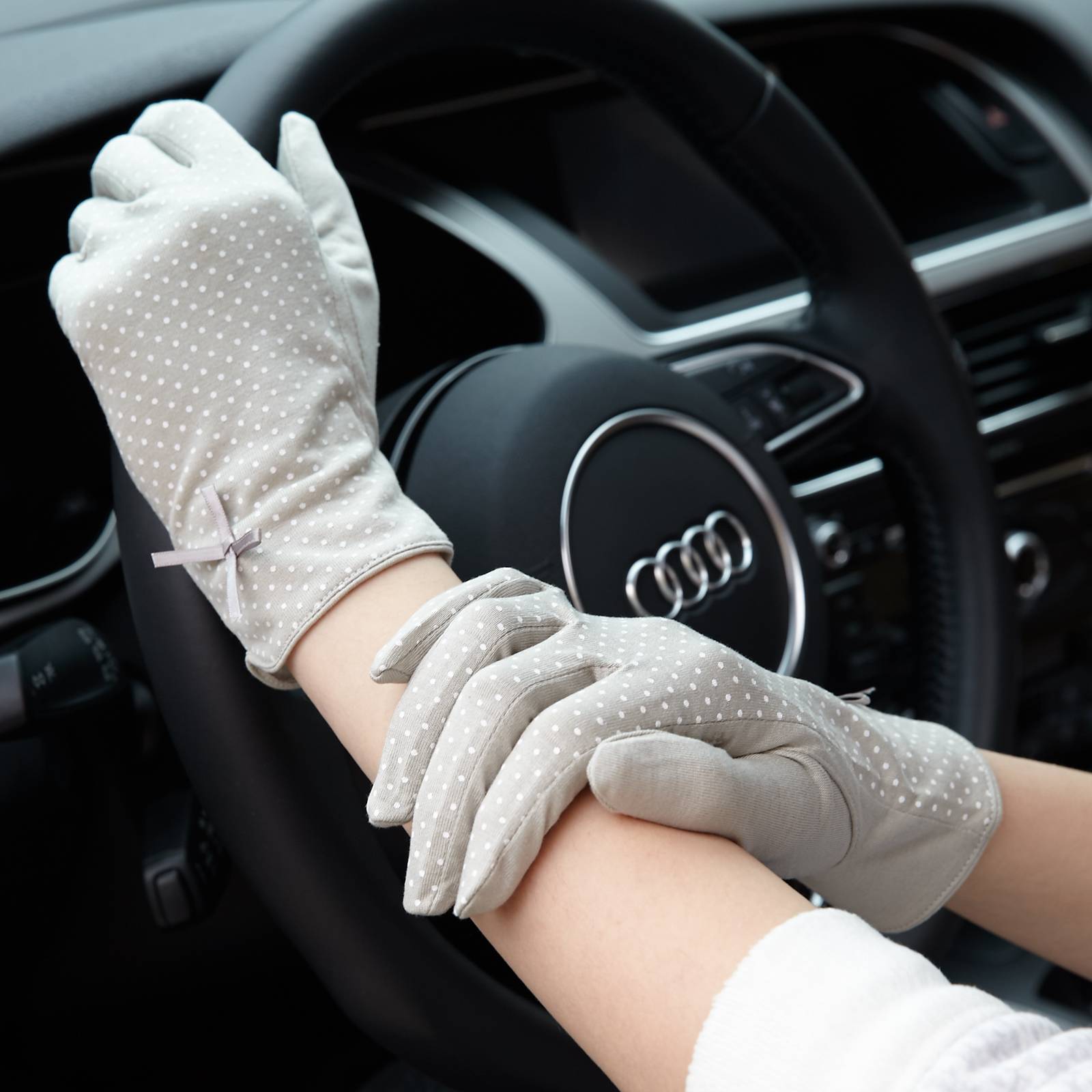 2024 Shanghai Langqin Global Equestrian Championship official authorized product ultra -thin sunscreen gloves