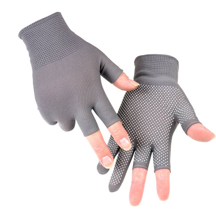 Sun-proof men and women driving in the spring and autumn summers can touch a cycling cyclist's three-flip fishing gloves