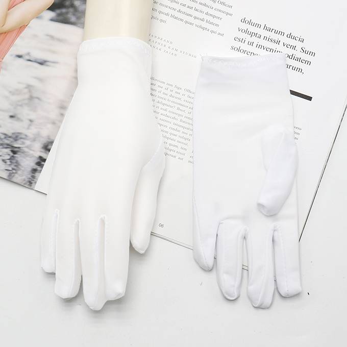 Three pairs, white lady