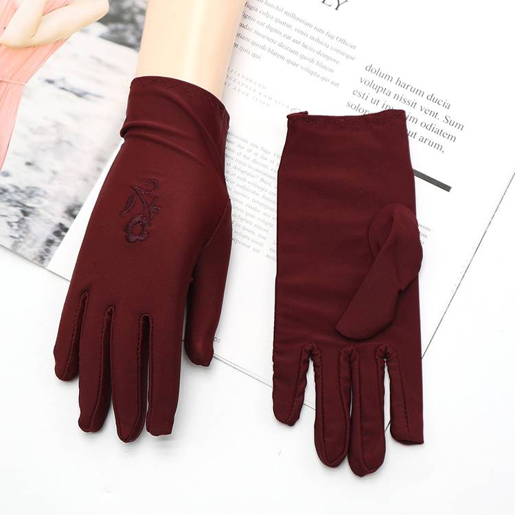 3 pairs of embroidery date red