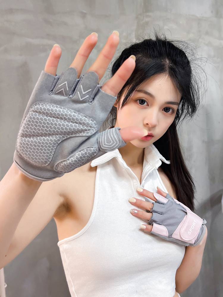 A cycling glove girl's gym, half-means yoga, smoother and cocoon-backing