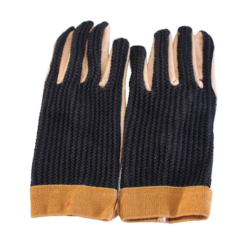 BLACK (ADULT) L