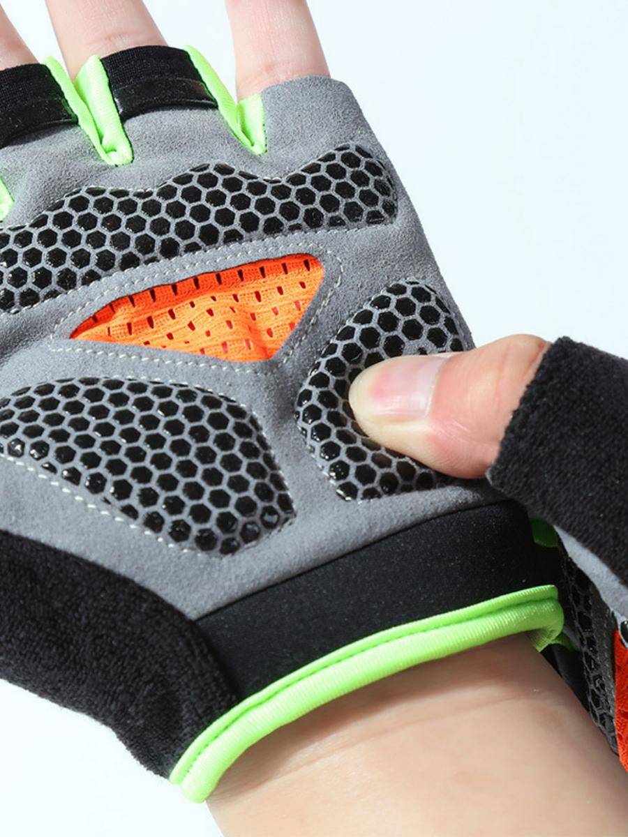 The Dragonship Gloves guard against cocoon-resistant rowing and rowing