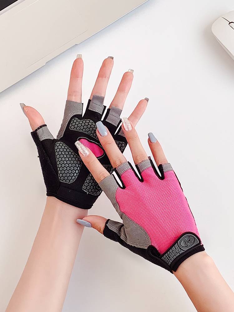 Semi -finger fitness gloves female anti -slip and anti -slip off -handed device training exercise riding band -lead body upper bar