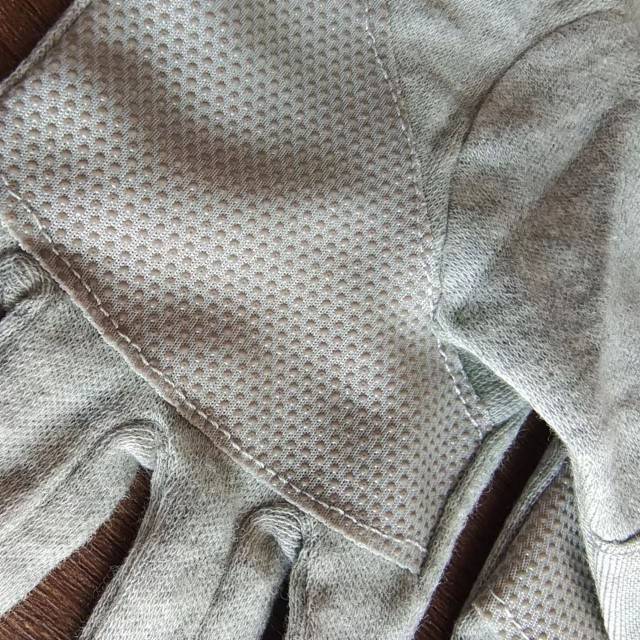 Single gloves in summer thin sunscreen touch screen gloves ice cotton cool feels men and women driving to prevent skids and anti -ultraviolet rays