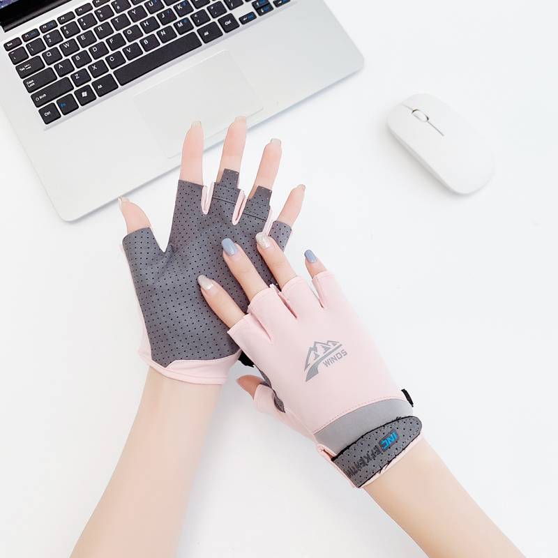 Sports gloves lady summer dumb bell single-barrying yoga training for smooth-through air thins to protect a half-finger
