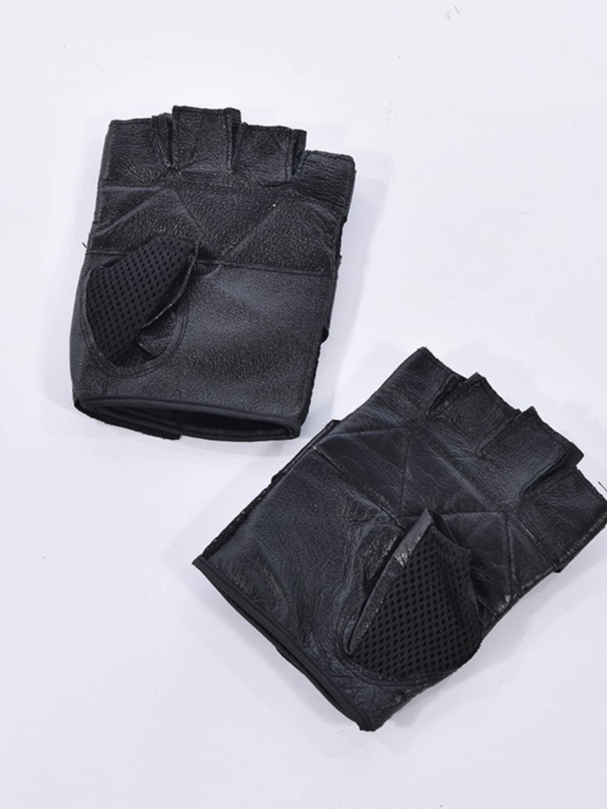 Men's head layer Pig leather semi -fingers with protective gear, motorcycle locomotive outdoor leather gloves special offer leakage