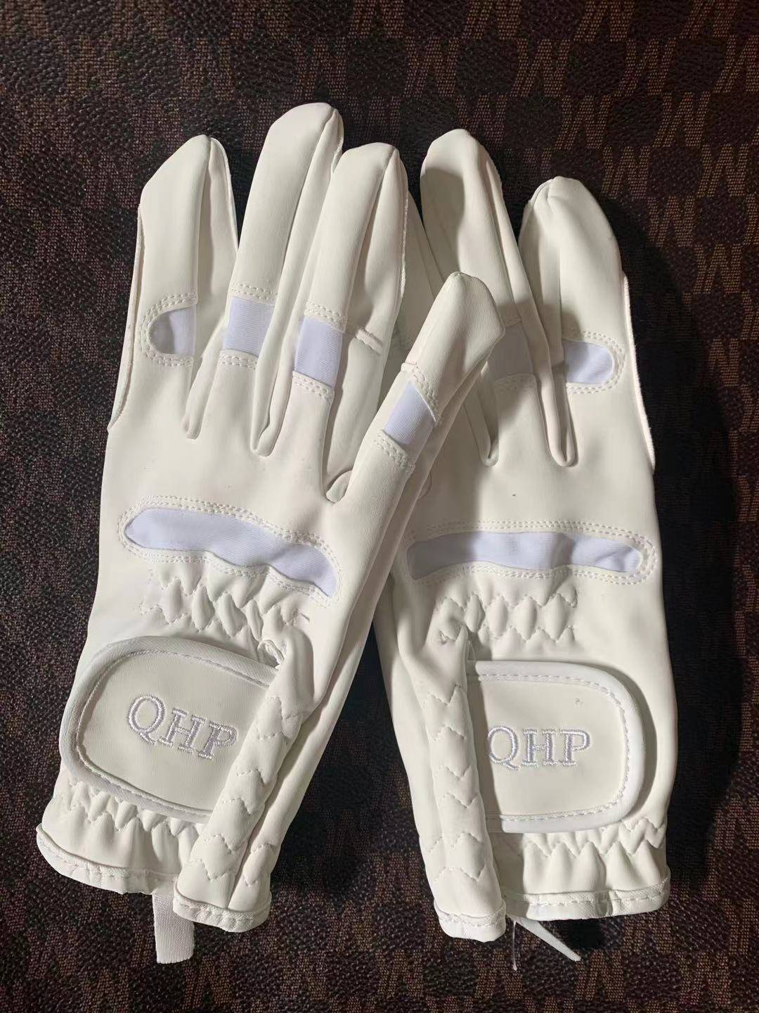 Horse gloves, white gloves, children and adults riding horse gloves
