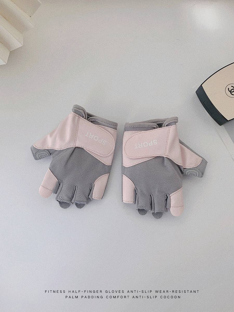 Fitness Gloves Female Through Anti -Slide Putting Equipment Training Air Yoga Breath Bythical Half Fingers Dumbbell Sports Gloves