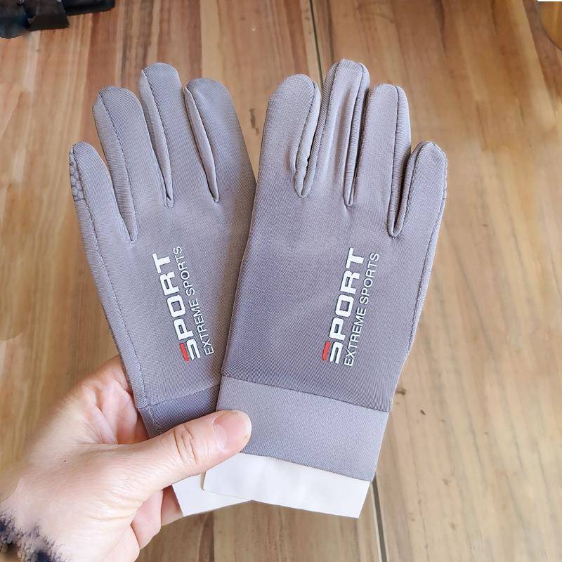 Children's equestrian gloves non -slip and wear -resistant black children riding on horseback equipment for men and girls full finger training cycling sports