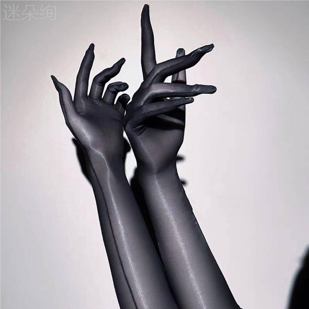 Oil Guangma oil silk sliding glove silk skate -light pentagon, stockings bride couple ladies gloves playing plane hand socks