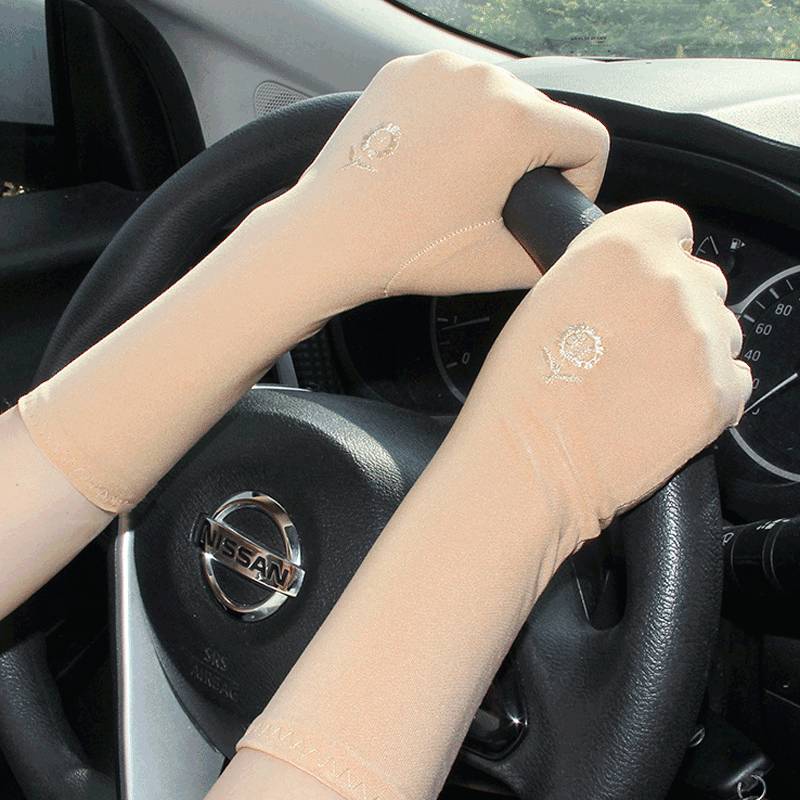 Summer thin ladies gloves riding driving sunscreen and sunscreen UV work increased etiquette black and white sports