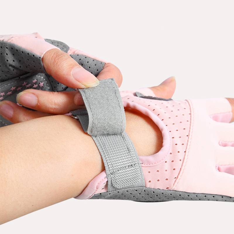 Fitness glove men and women semi -bumper equipment yoga breathable anti -slip prevention cocoon ride exercise thin wrist shock absorption