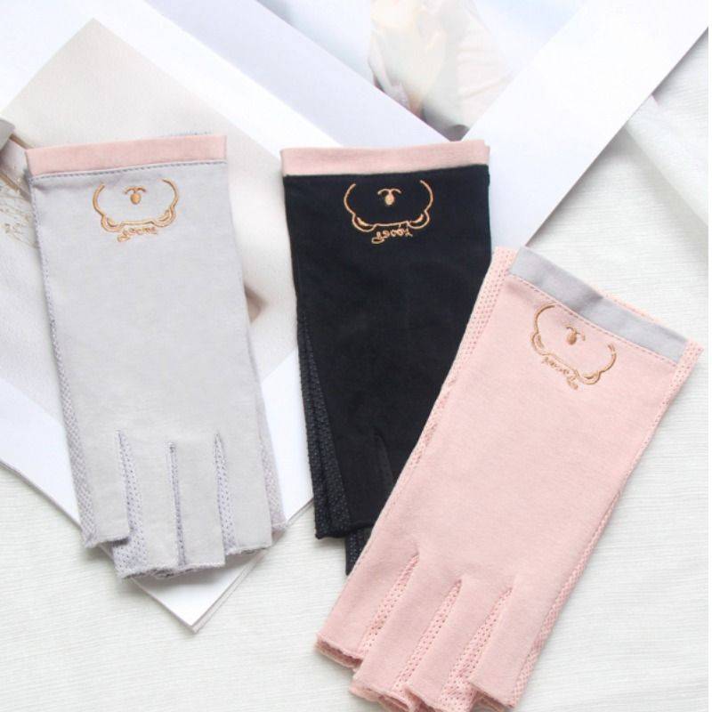 Nails sunscreen gloves women's ultraviolet anti -black semi -finger thin driving riding anti -sliding dew fingers air -breathable spring and summer
