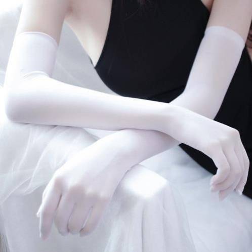 Stockings gloves ultra -thin five fingers seamless anti -hook silk long transparent etiquette gloves sunscreen white silk gloves