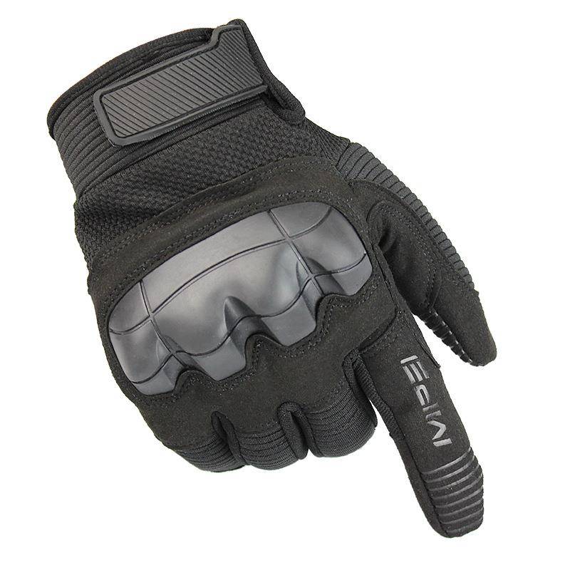 Cross-border full-scope motion gloves and a skating-shield-protected motorcycle