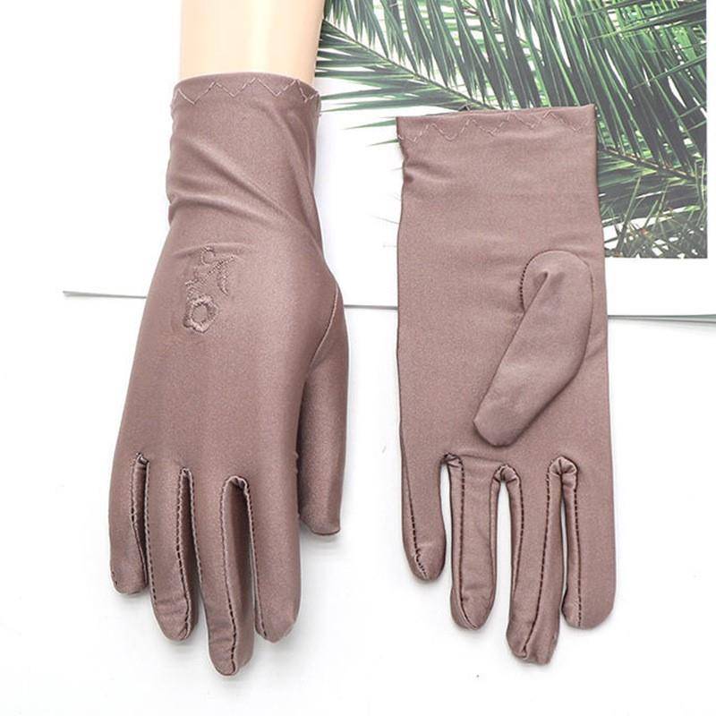 Jewelry shop Shopping guide Gloves men and women watches to take pictures of black thin etiquette luxury counter high -end