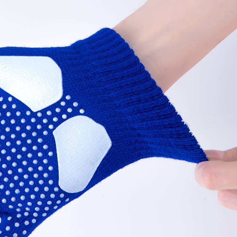 Skating gloves, anti -skating drilling drilling children, men and women adults thickened figure skating, waterproof waterproof thickened knitted knife shoes