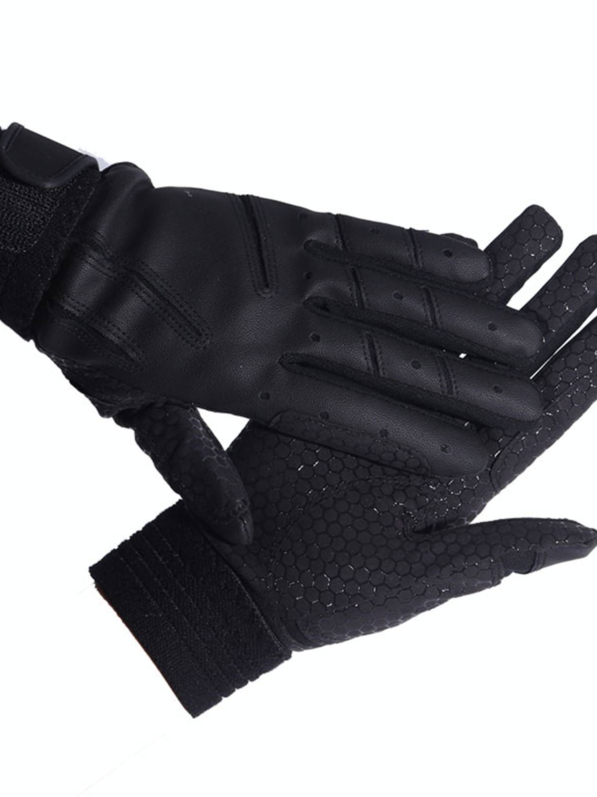 Stereo-silk gel, ski-proof gloves, black-and-white professional game, training gloves for horseback