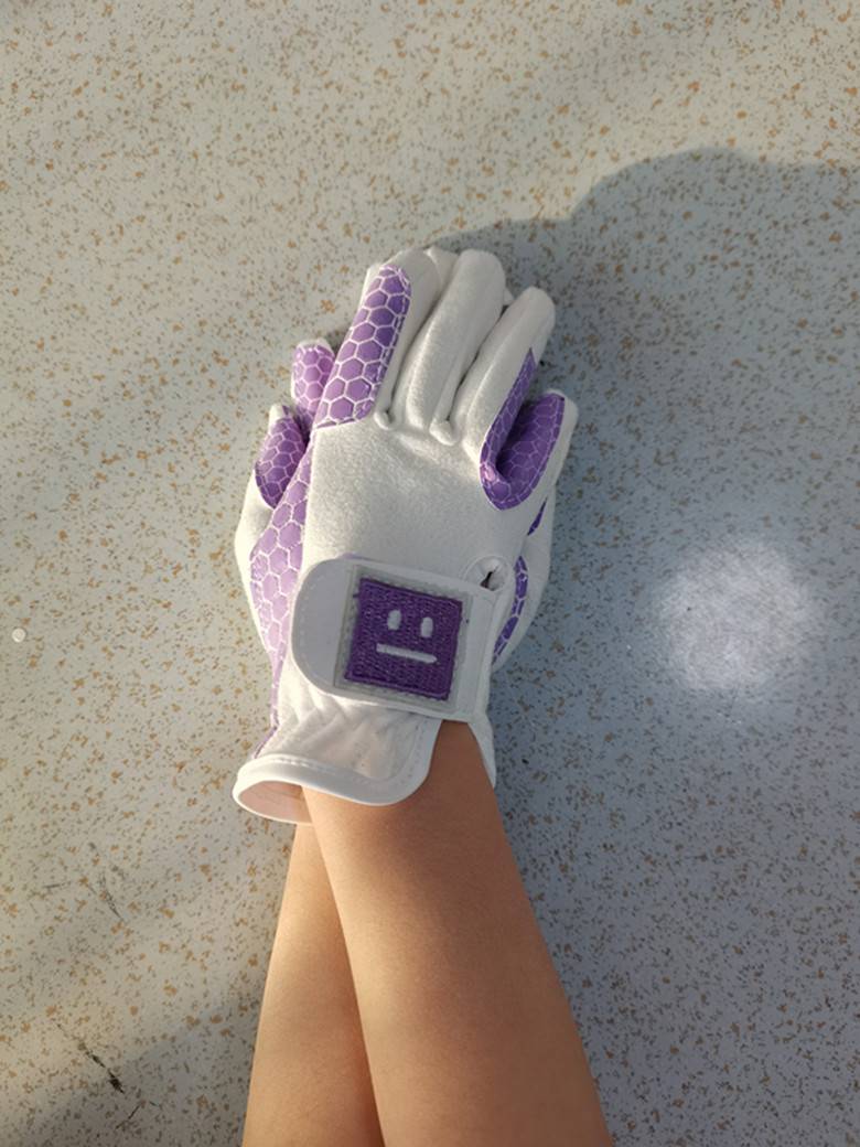 Child equestrian glove