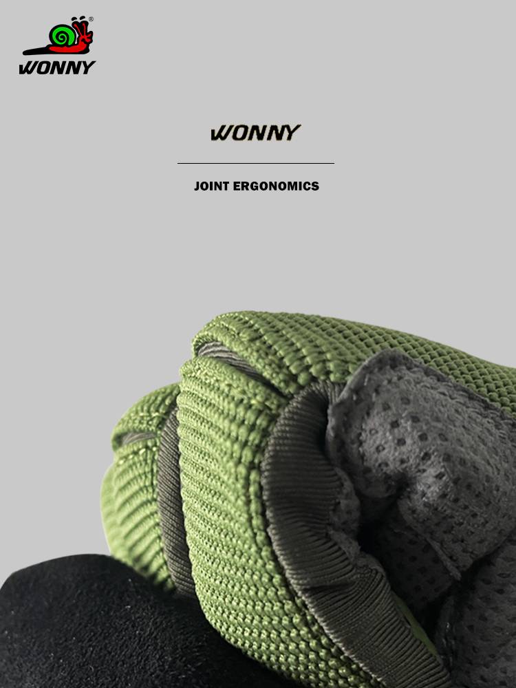 Snail gloves, snails, snails, snails, scrambling, scrambling, scrambling