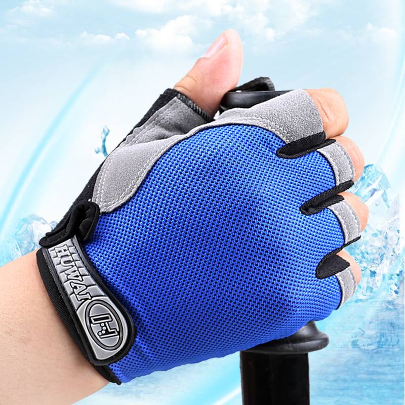 The canoe gloves are protected from the cocoon and the slid air