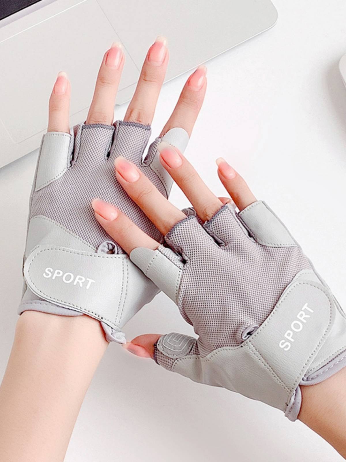 Ms. Pot Bell Gloves Fitness Anti -Slip Cocoon Full Pointing Period Rowing Machine Dedicated Single Single Training Yoga breathable iron iron