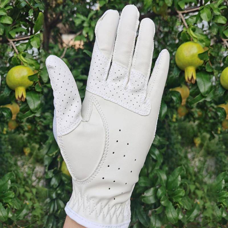 Spring and summer equestrian glove men and women riding gloves, air -breathable anti -grinding horse riding protective white competition glove equestrian clothing