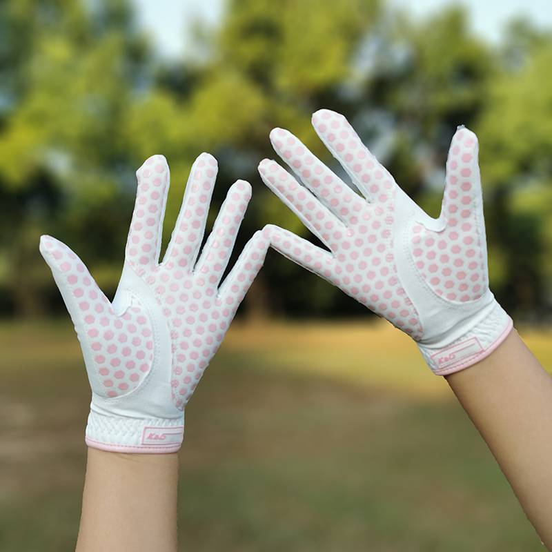 the han golf gloves ms. golf's hands are smooth and grindy-resistant