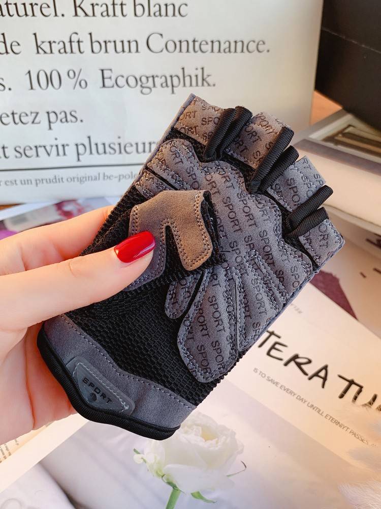 Fitness gloves female anti -cocoon anti -slip semi -finger equipment training yoga sports hand pull -ups ride up upper bar