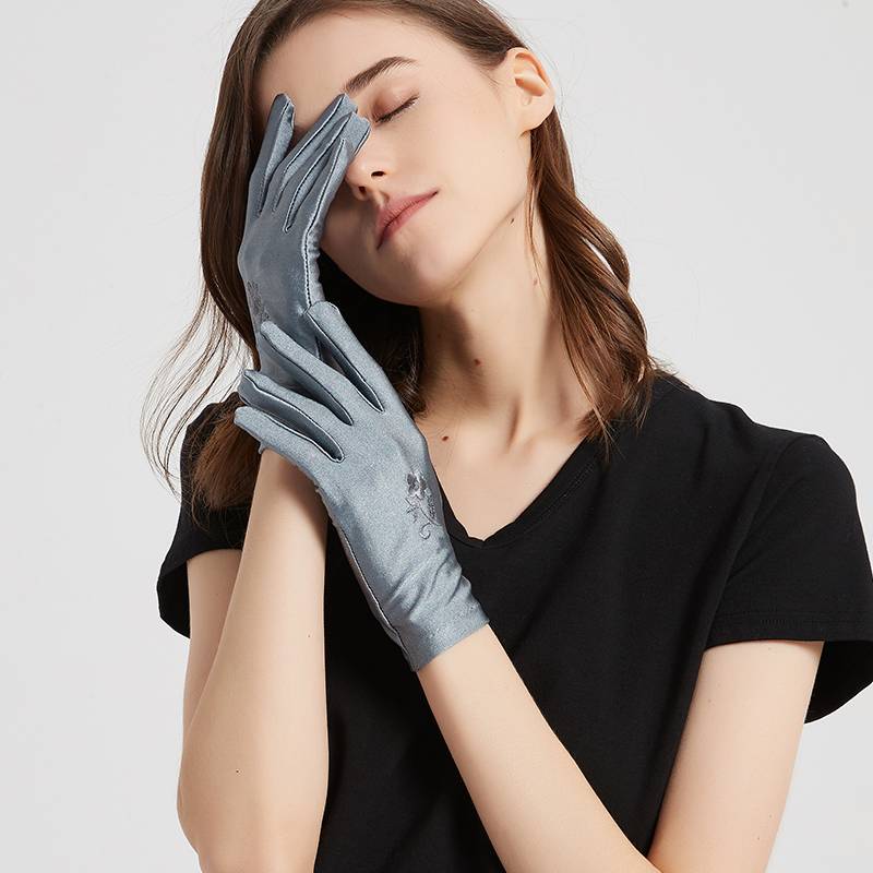 Summer sunscreen gloves Ms. Spring and Autumn thin electric vehicle riding driving car etiquette aminotropic spandex jewelry jewelry anti -ultraviolet rays