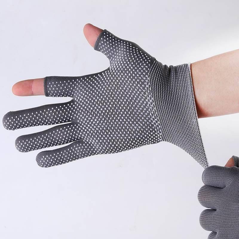 Horse gloves for horseback, running up the hill, riding around the house, skiing and grinding