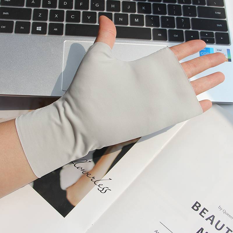 Nails sunscreen gloves female summer riding ice silk driving semi -finger tea picking thin dew gloves outdoor outdoor ultraviolet rays