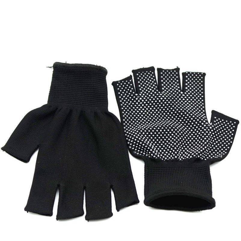 The skating mitts, the male, the cocoon mitts