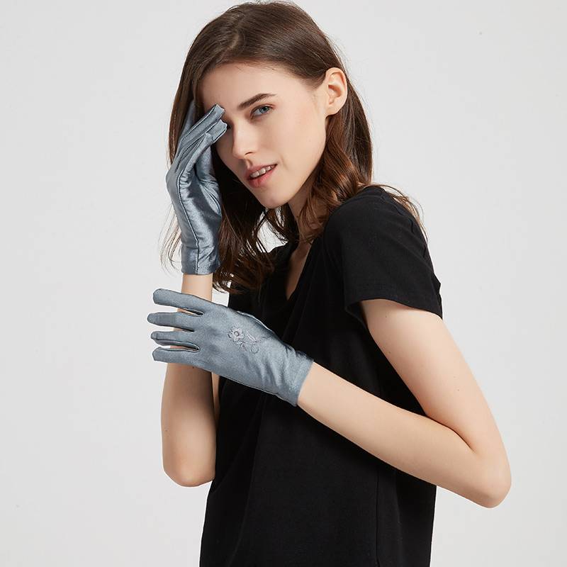 Jewelry and aminoma gloves female black and white short thin spring and summer sunscreen etiquette dance driving high elastic tight performance