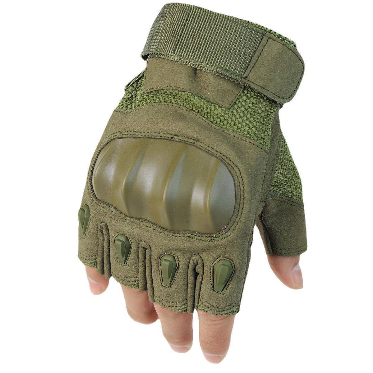 The whole exercise point to tactical gloves protection, half to outdoor gloves to climb up the hill, and to the man on a grinding bike
