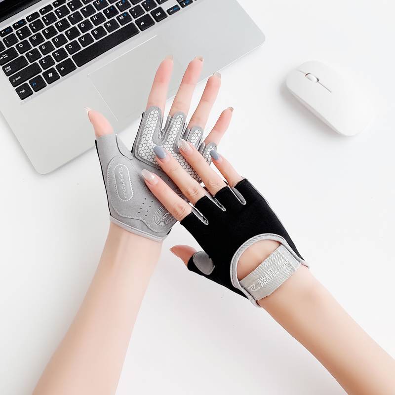 Fitness glove women's equipment training single bars bars hand -to -hand bicycle non -slip biography to prevent cocoon ride motion half finger