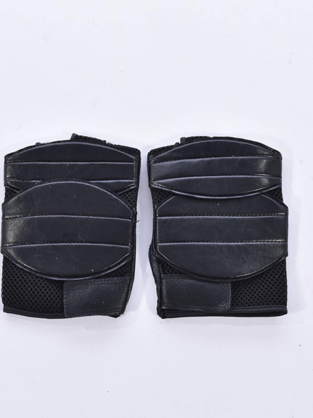 Men's head layer Pig leather semi -fingers with protective gear, motorcycle locomotive outdoor leather gloves special offer leakage