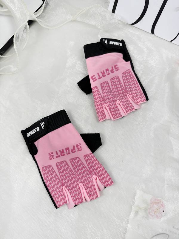 Children's cycling gloves summer thin ice silk sunscreen children riding exercise semi -finger anti -slip balanced wheel slip