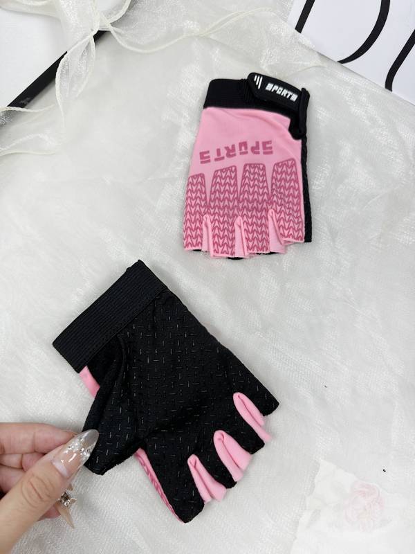 Children's cycling gloves summer thin ice silk sunscreen children riding exercise semi -finger anti -slip balanced wheel slip