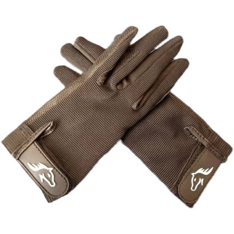 Child equal gloves