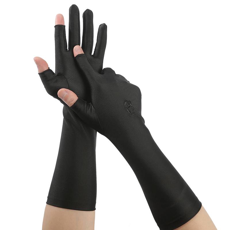 Two-finger sunscreen gloves with a long, thin, air-fruited carpentry in the summer and half a finger for tea to cover the sun